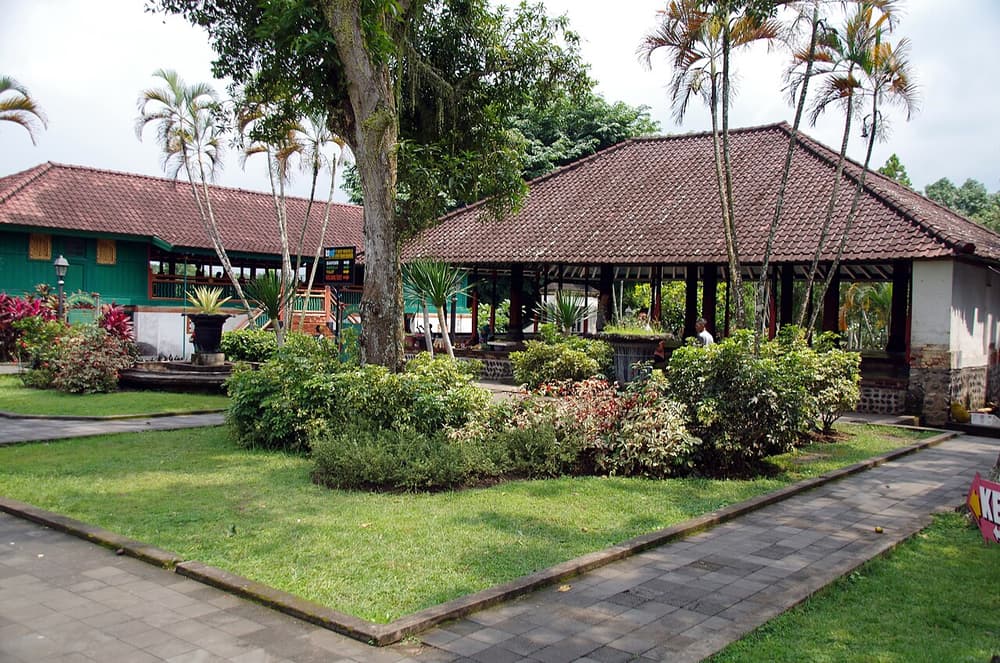 River Rafting & Benang Stokel and Kelambu Waterfalls