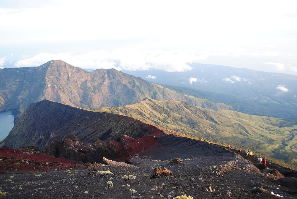 Mount Rinjani: One-Day Trek to the Senaru Crater Rim