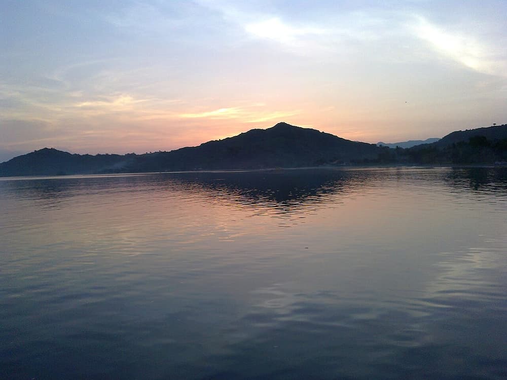 Sekotong harbours at sunrise, Sekotong & the South-West Gilis