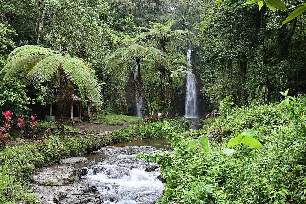 Benang Stokel & Kelambu Waterfalls: Culture, Beach & Sunset